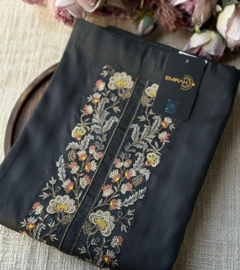 Sophisticated Hand-Block Printed Jam Cotton Suit - Gold