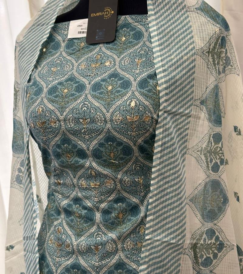  Serene Aqua Elegance - Emerald Green