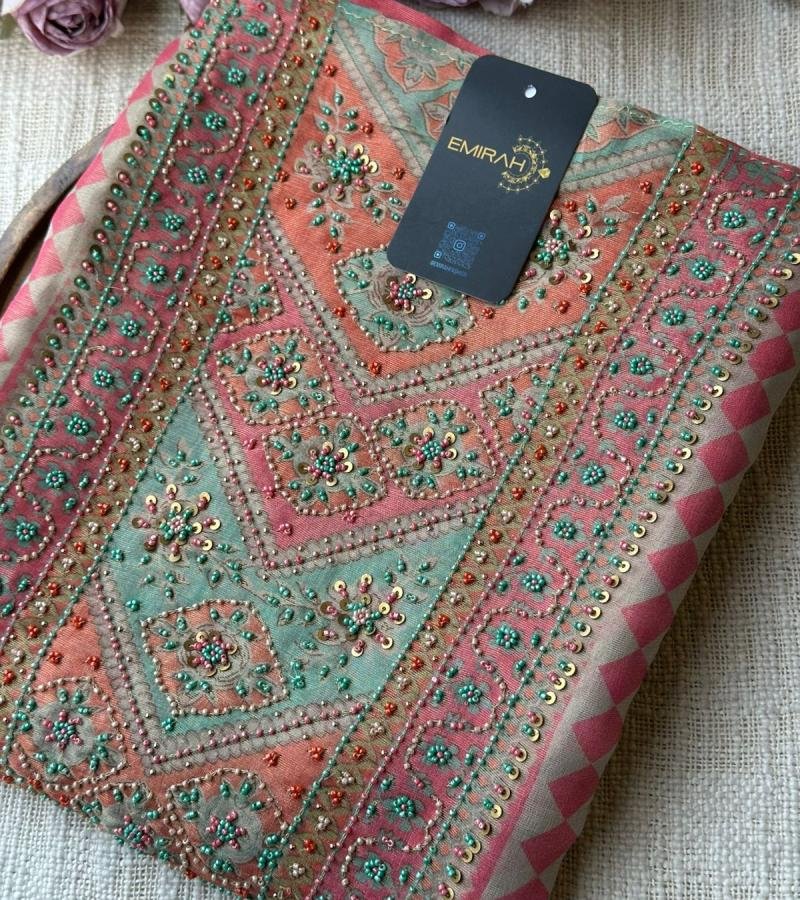 Pastel Festive Radiance - Gold