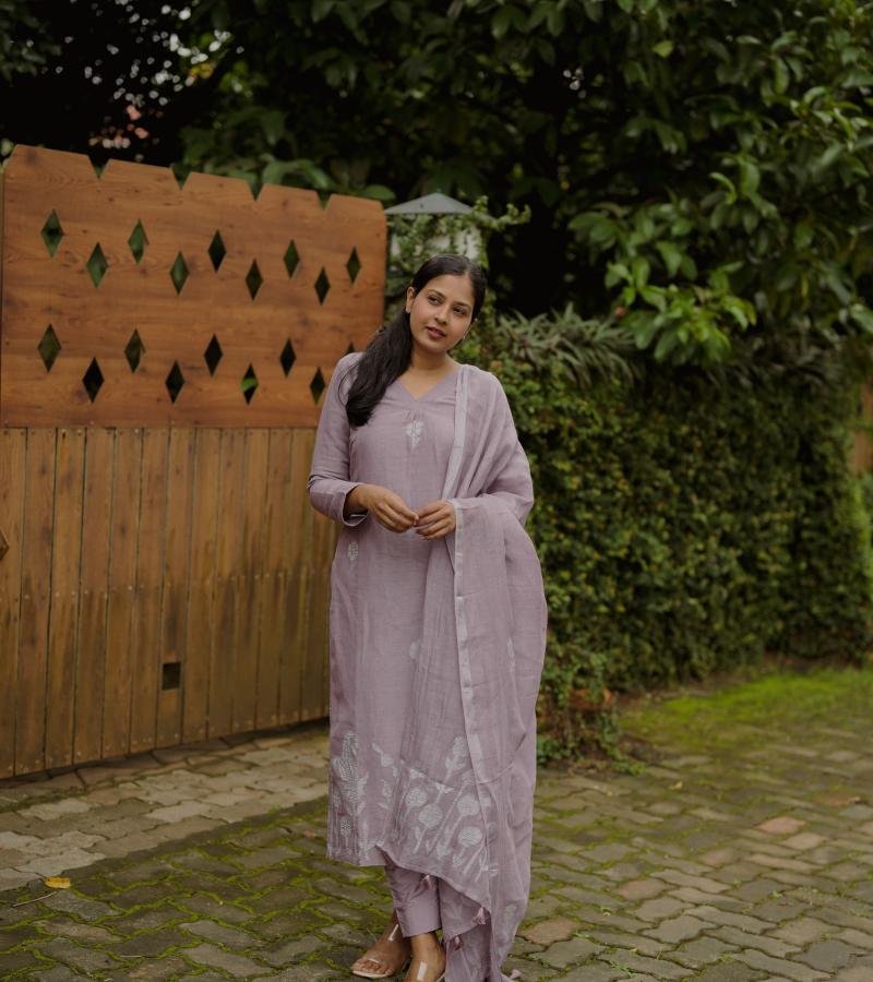 Handcrafted Linen Suit in Lavender - Mixed Colors