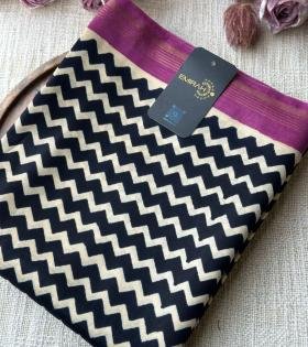 Bold Maheshwari Statement - Emerald Green